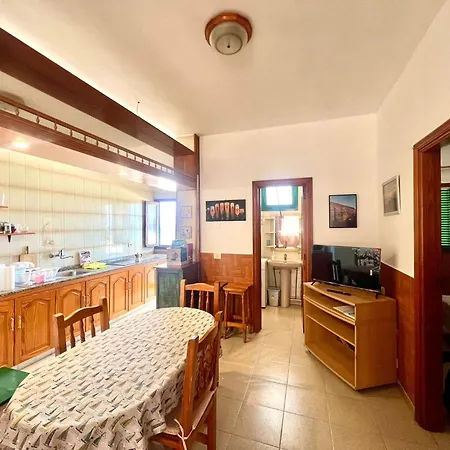 Cozy Front Of The Sea Apartment *