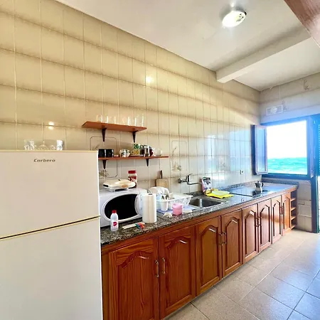 Apartamento Cozy Front Of The Sea La Mareta